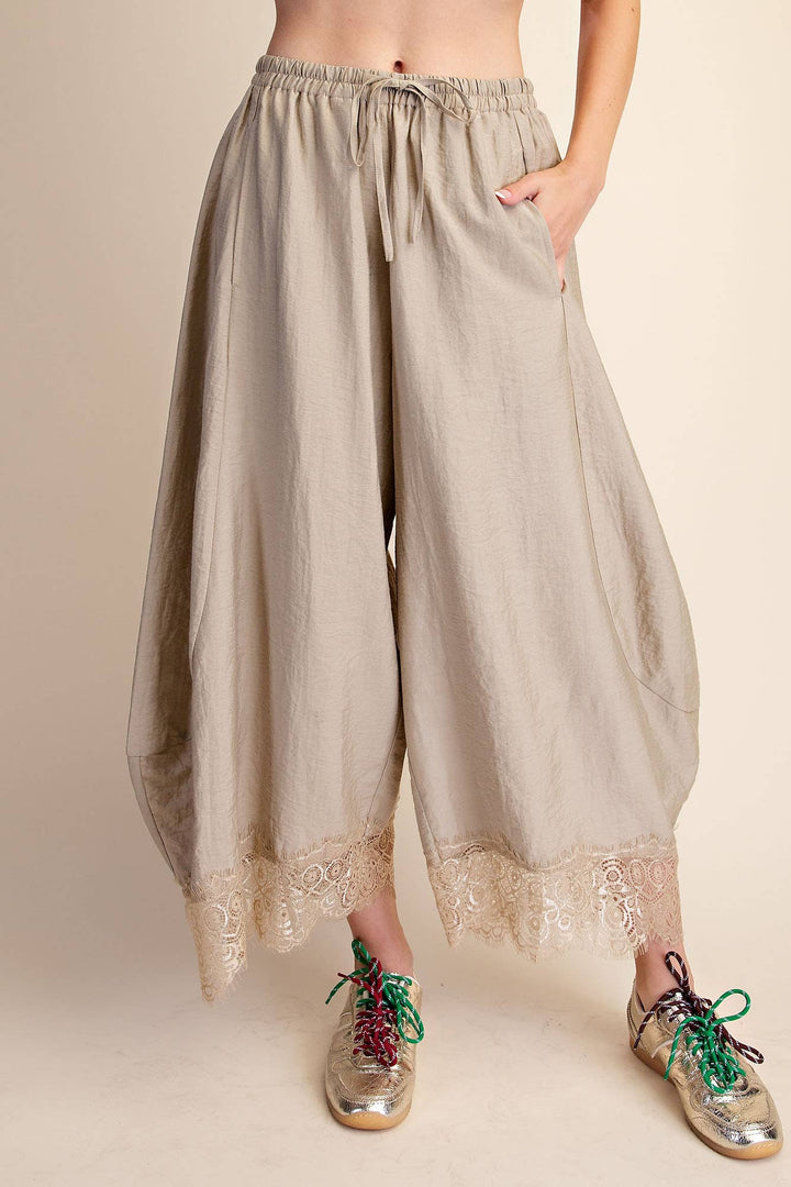 Silvia Lace Balloon Pants