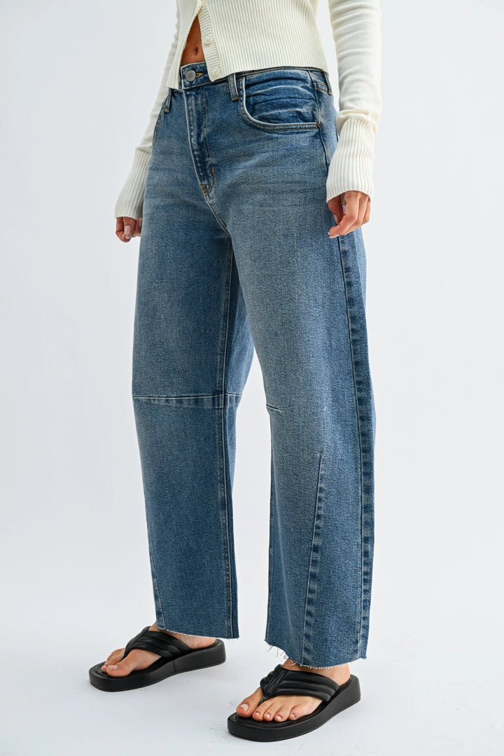 Eveline - Barrel Jean w/ Seams