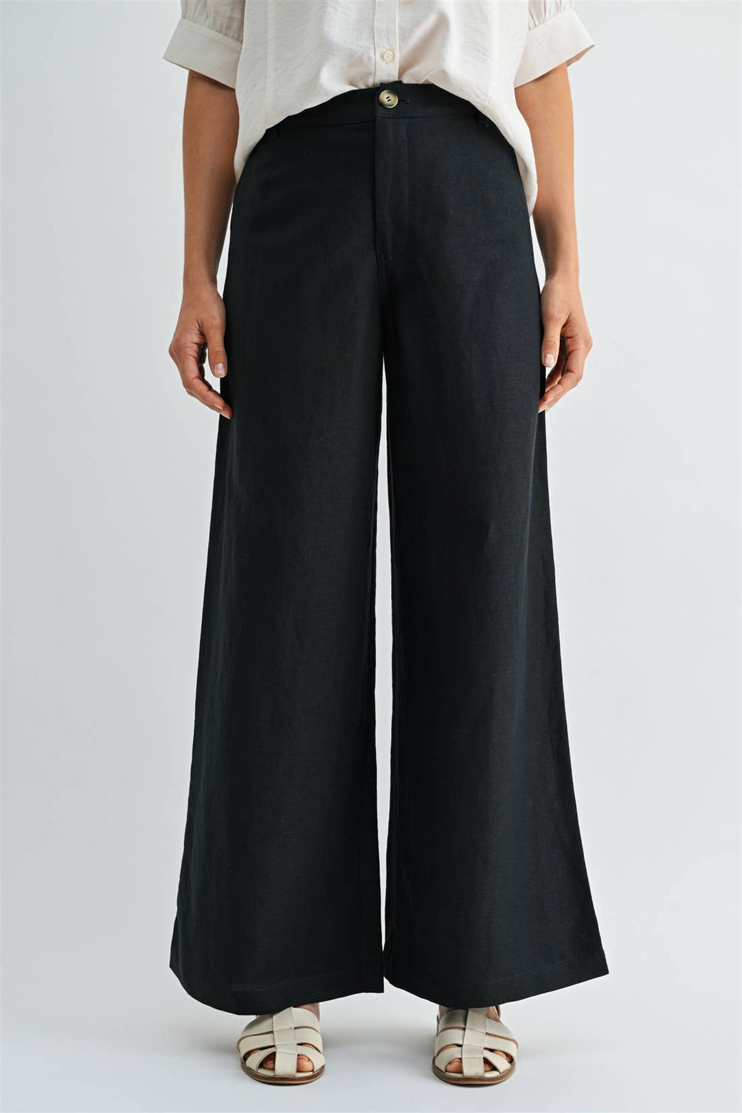 Carol Linen Buttoned Pant