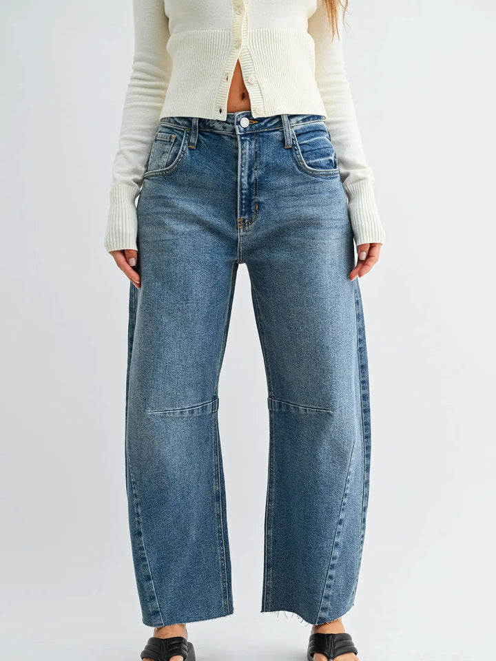 Eveline - Barrel Jean w/ Seams
