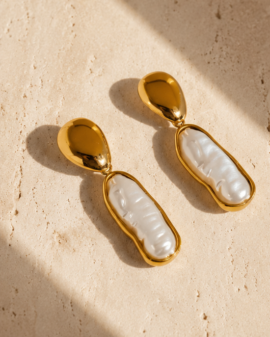 Félice Pearl Drop Earrings
