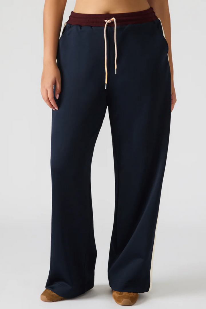 Daisy Pant