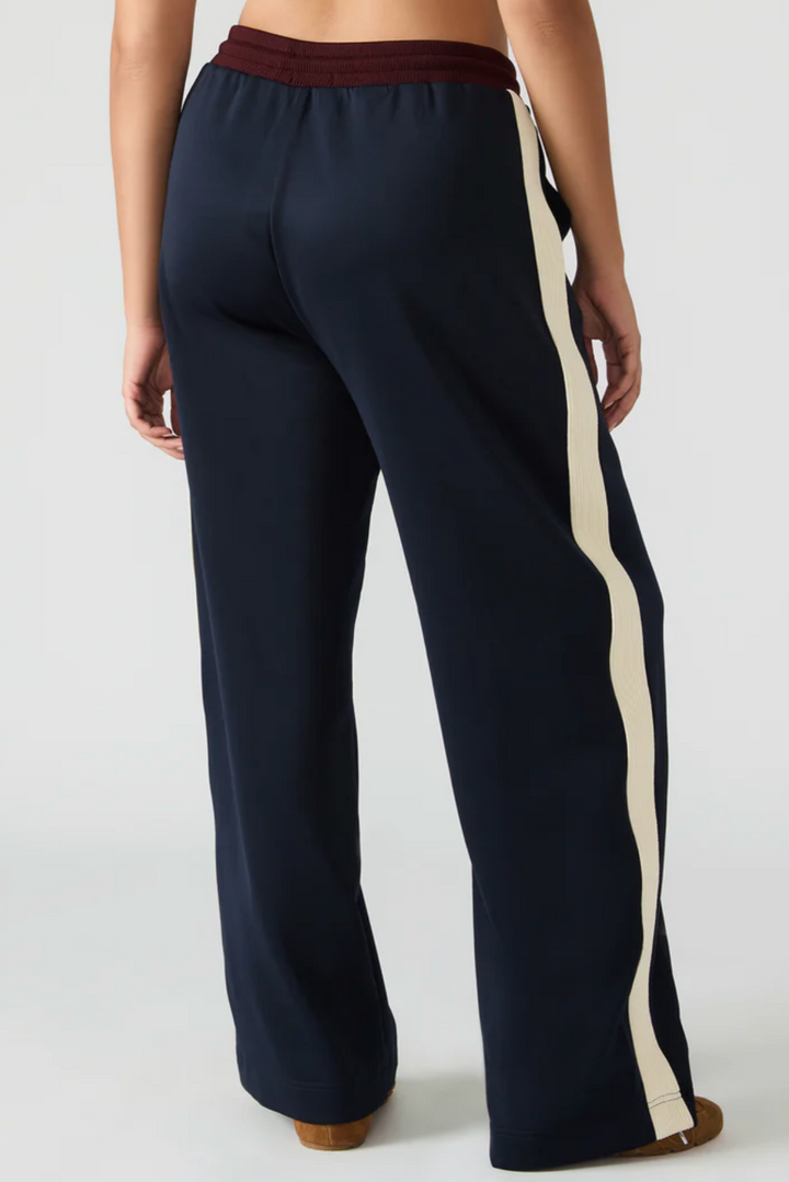 Daisy Pant