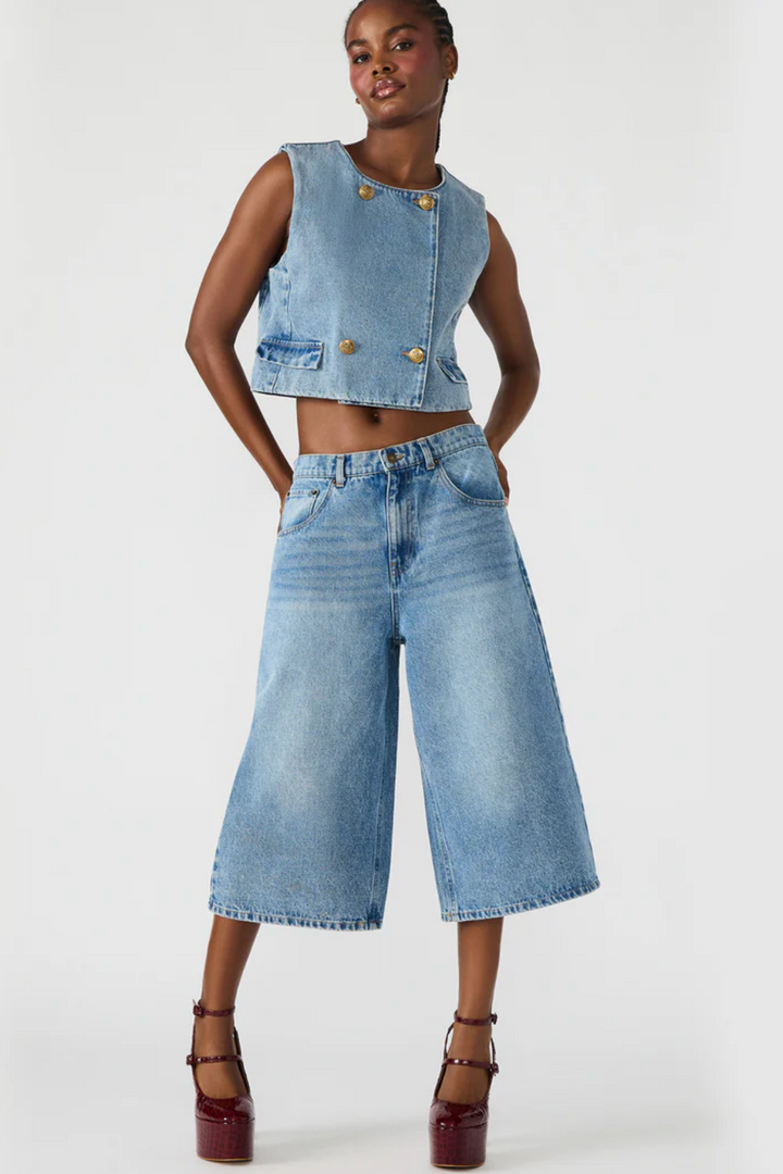 Brea Short