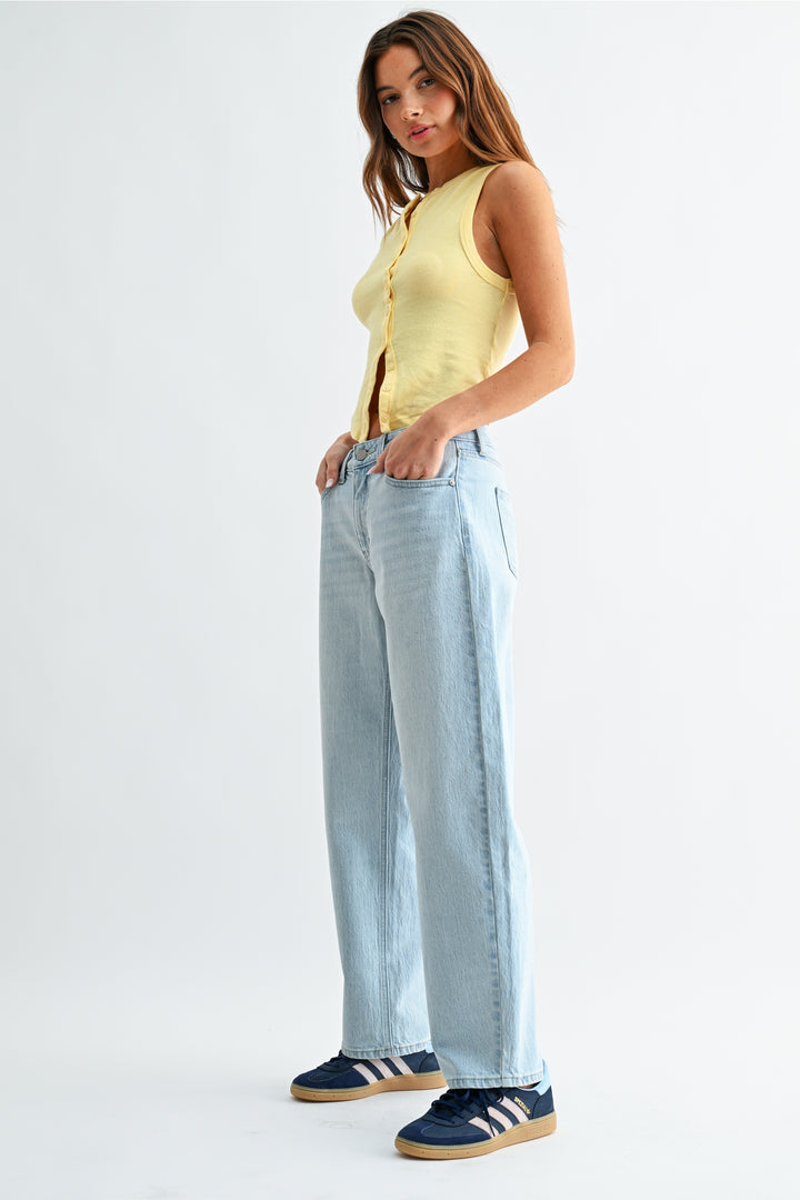 Jay - Relaxed Straight Barrel Jean - Light Denim
