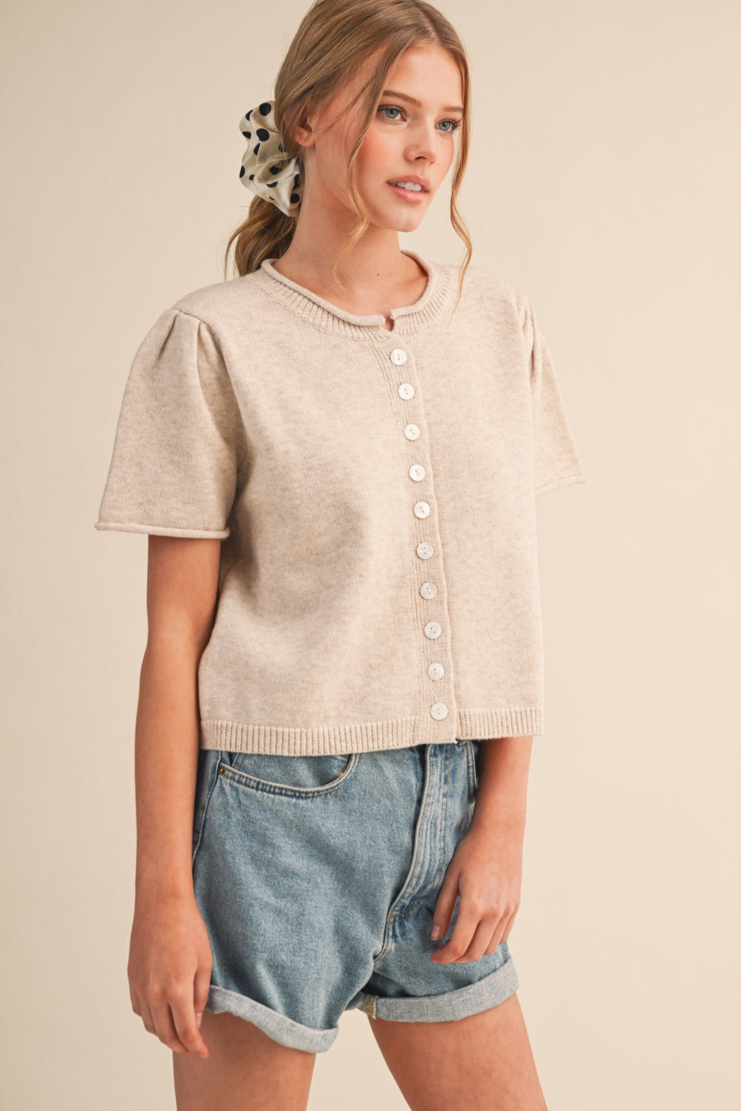 Tahti Short Sleeve Sweater Cardigan