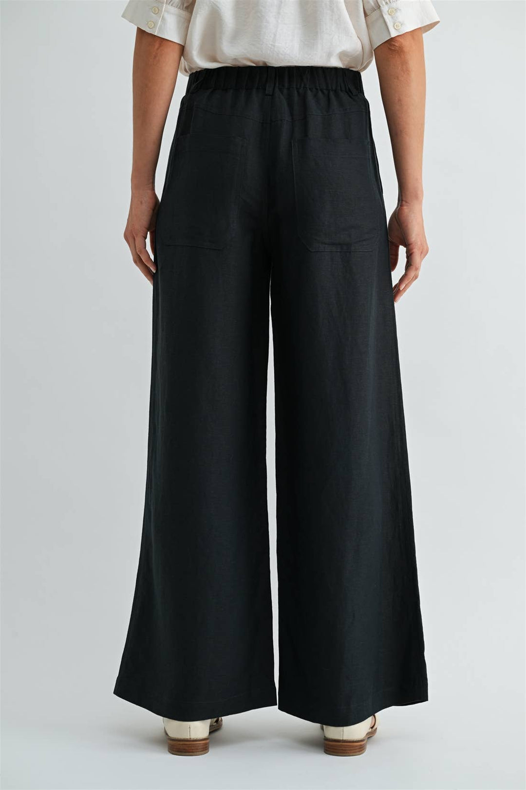 Carol Linen Buttoned Pant