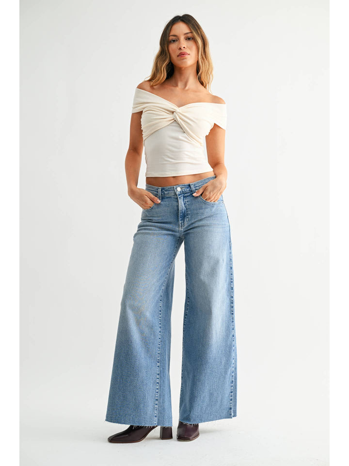 Elizabeth - Super Wide Leg Stretch - Light Denim