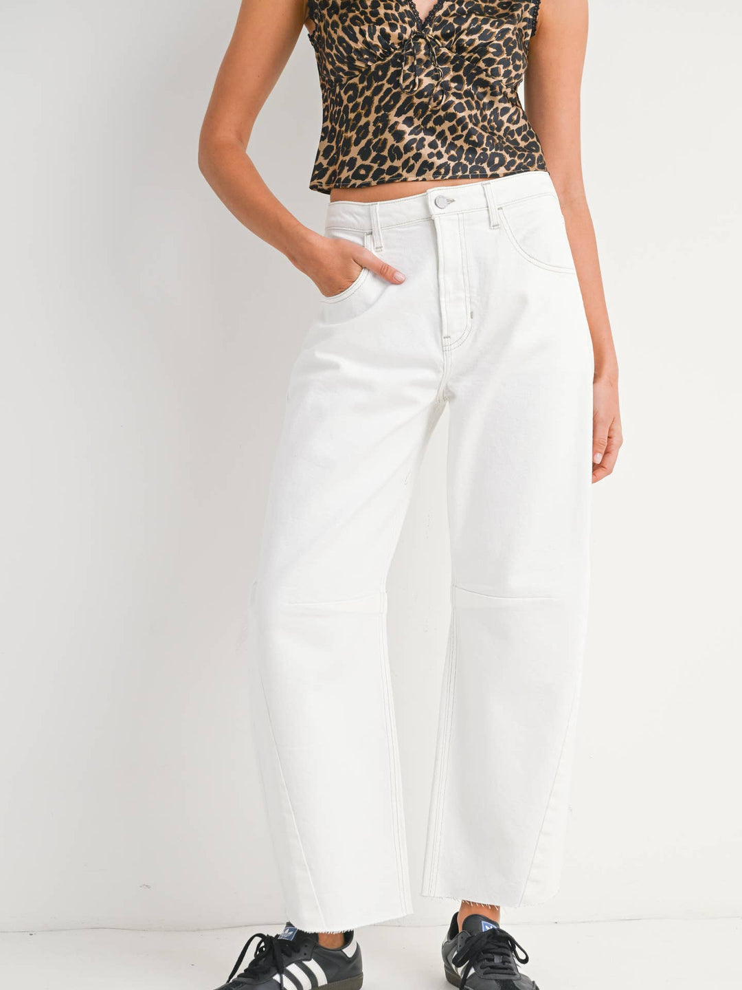 Angie - Barrel Jean - Off White
