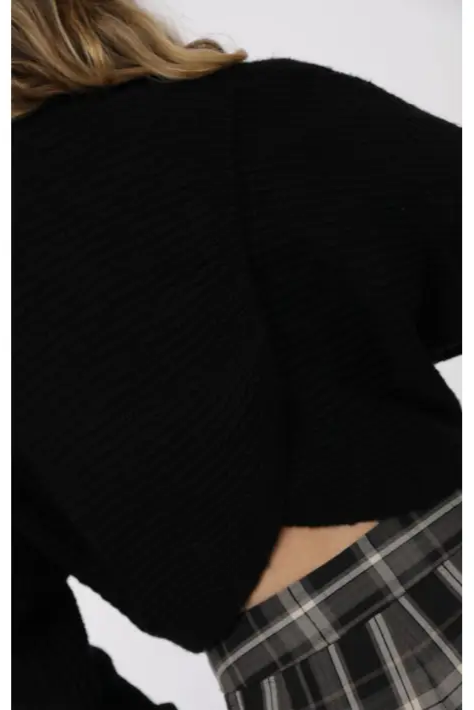 Overlapped Back Sweater